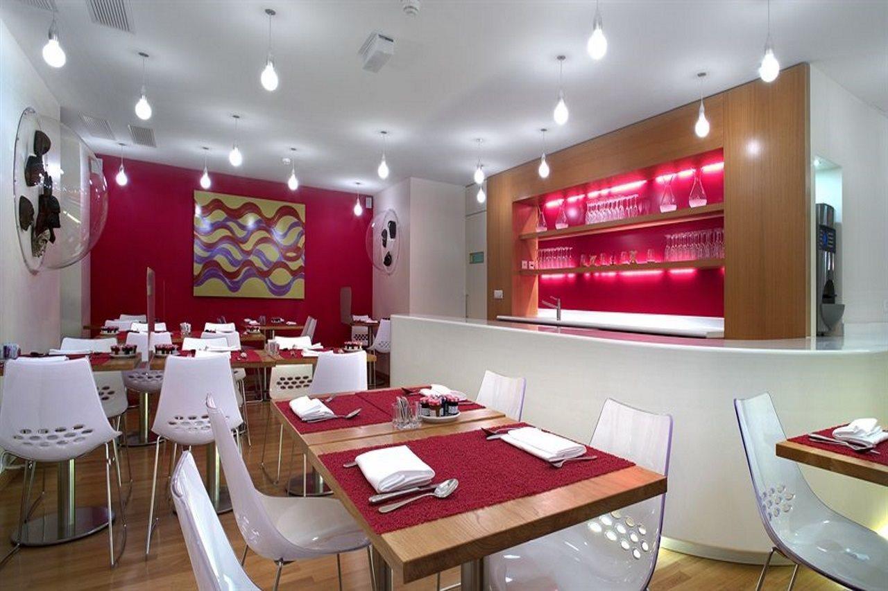 La Cour Des Augustins Boutique Gallery Design Hotel Geneva Restaurant photo